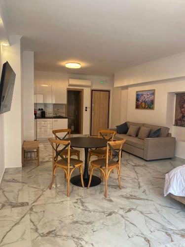 Syntagma Luxury Suite by CK-1