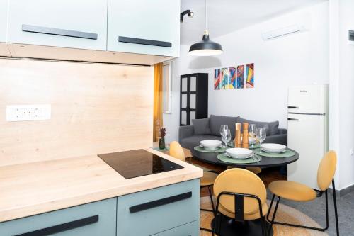 Charming flat with comfy terrace,3001