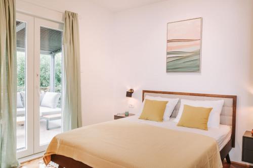 Charming flat with comfy terrace,3001
