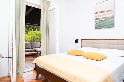 Charming flat with comfy terrace,3001