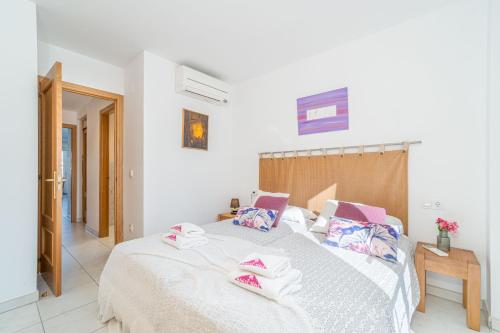 Apart-rent Apartamento Port Salins 0155 con vista al canal