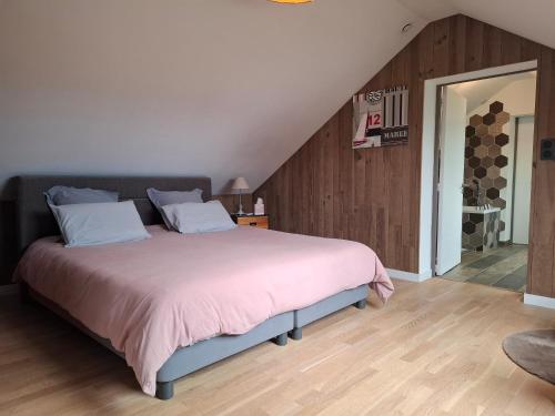 Photo de la galerie de l'établissement Suite parentale entre parc et plage, à Saint-Nazaire