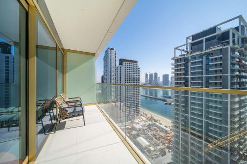 Grand Bleu 02 - LIMITED OFFER! 1BR Coastal Retreat at Emaar Beachfront