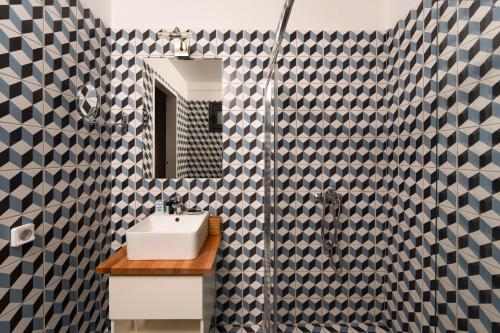 Koupelna v ubytování Athens Center luxury Suites 2