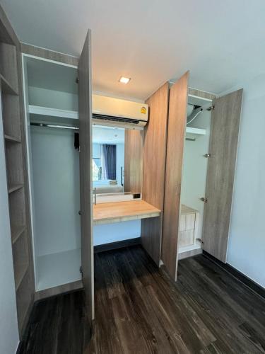Ένα μπάνιο στο Utopia Loft Condo
