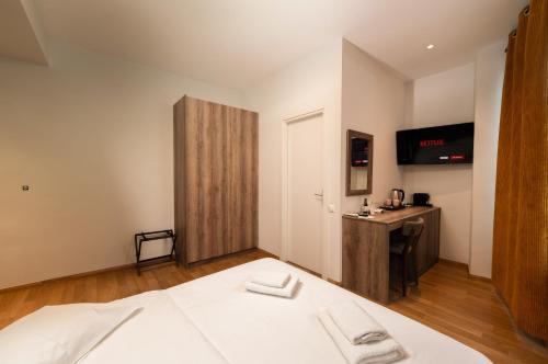 Athens Center luxury Suites 3