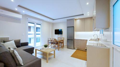 A modern and bright apartment in Kolonaki