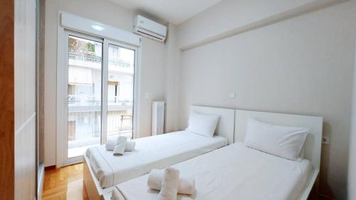 A modern and bright apartment in Kolonaki