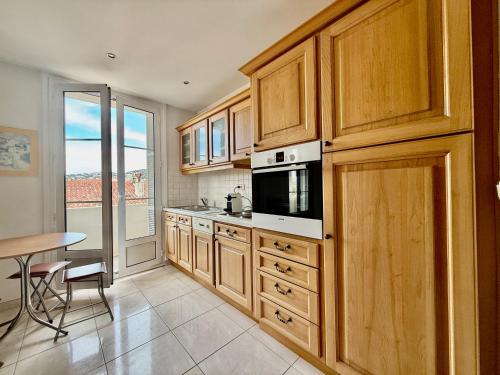 Appartement HOCHE CANNES centre-ville