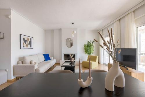 Convenient 3BR Apartment in Chalandri by UPSTREET