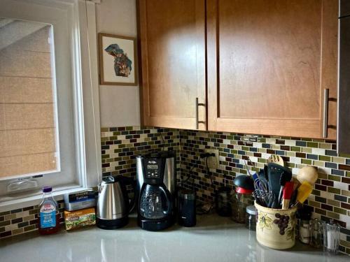 Una cocina o cocineta en Cutest Little Condo