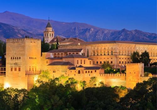 Céntrico y tranquilo Apto cerca La Alhambra ven