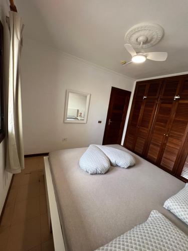 Ένα ή περισσότερα κρεβάτια σε δωμάτιο στο Victoria apartment