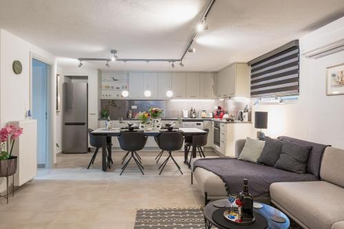 Glyfadas Luxury Design Apartments