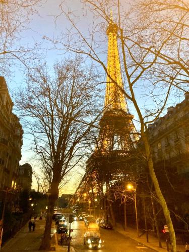 Gambar di galeri bagi Andy Home - Cosy studio near the Eiffel Tour di Paris