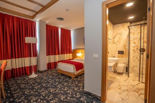 Koupelna v ubytování Hotel Colosseo & Spa