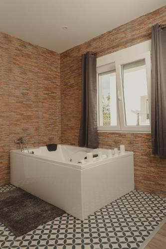 Φωτογραφία από το άλμπουμ του Bellevall hotel σε Aspe
