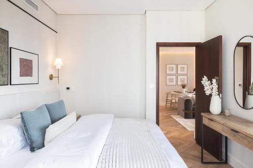 The Boulevard Suite Luxury near Burj Khalifa photo 2