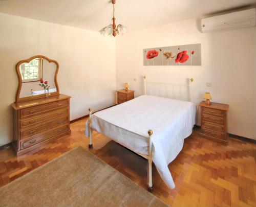 Spacious house in Santa Maria da Feira - 220 m² with city view
