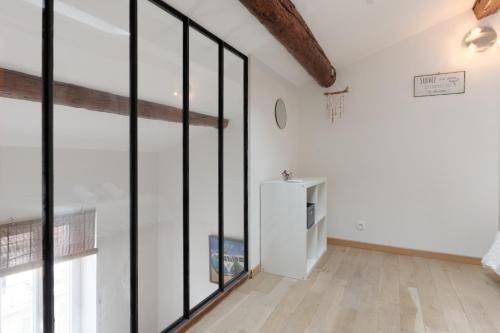 Photo de la galerie de l'établissement Magnifique Duplex Climatisé Centre-ville Réformé Canebière, à Marseille