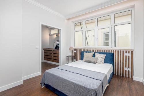 City Center Apt with Elevator Your Office inLisbon