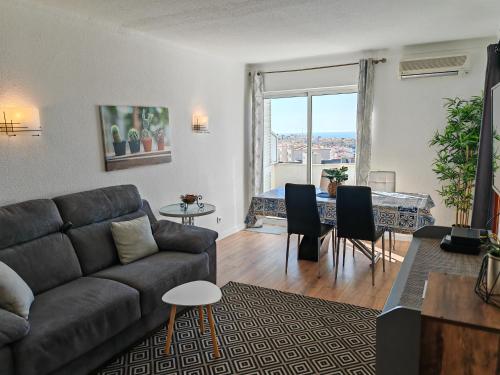 Apartamento Oura com piscina e vista mar