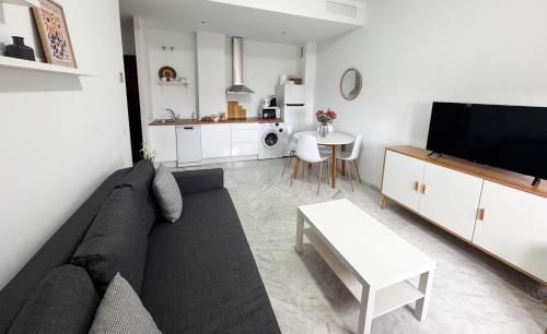 Apartamento acogedor - piscina - parking