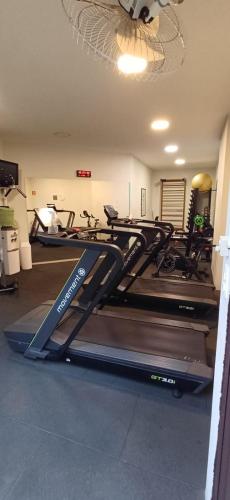 Fitness centrum a/nebo fitness zařízení v ubytování Elegante duplex Vila Nova Conceicao, Brooklin e regiao
