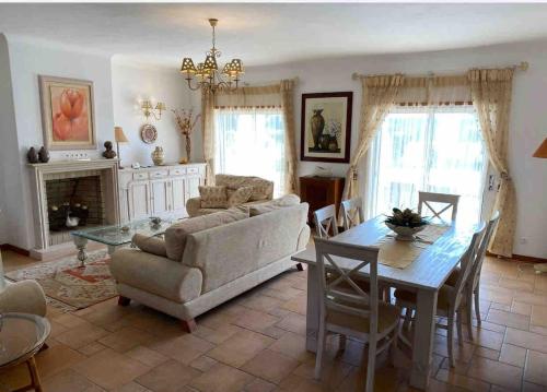 Praia da Luz Villa 3 Bedroom Exclusive Villa 5 Star Private Heated Pool