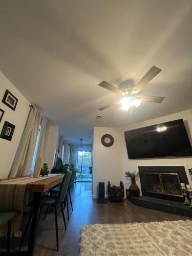 Gambar di galeri bagi Lovely 2BR Condo near UNCW Beach di Wilmington