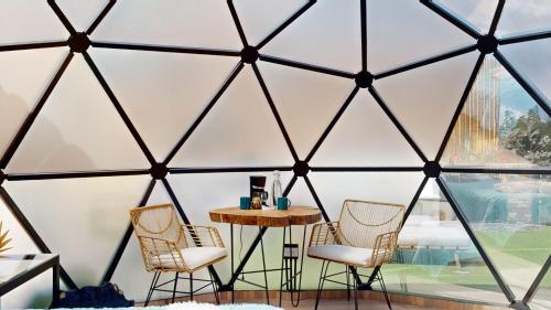 Un patio o zona al aire libre en Bliss Glamping SAS