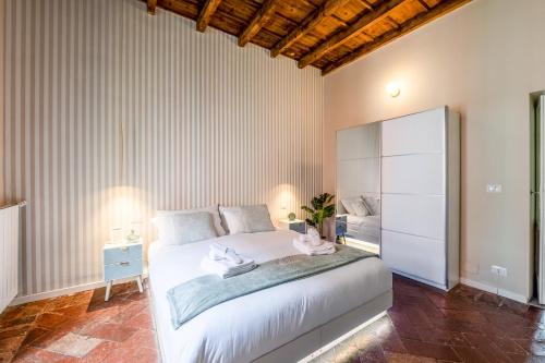 Deluxe Suite 94 - Porta Romana - Duomo by InnStay