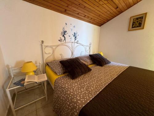 Posteľ alebo postele v izbe v ubytovaní Apartments More