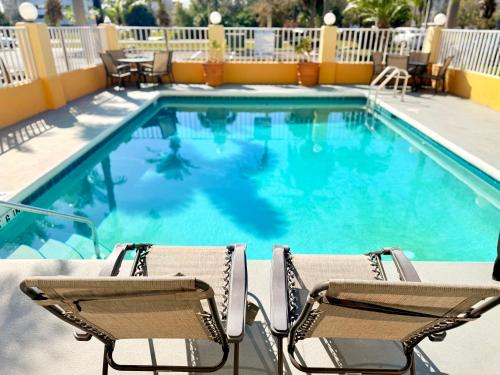 La Quinta by Wyndham Orlando Universal area - Free Shuttle to Universal Image