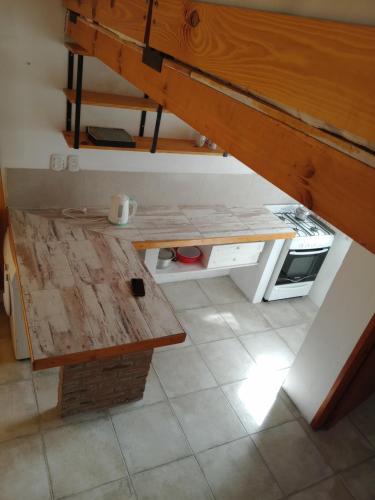 Dapur atau dapur kecil di Monoambiente claromeco