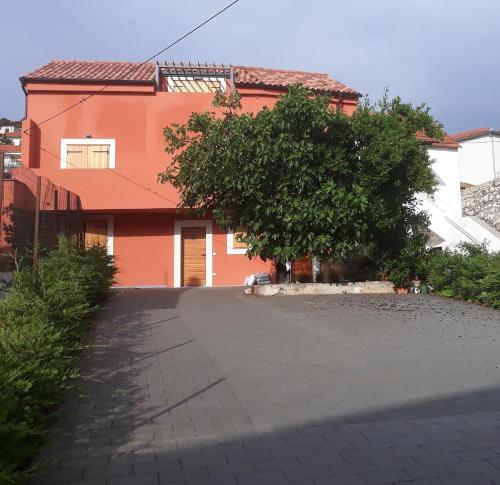 Apartments with a parking space Sibenik - 23756