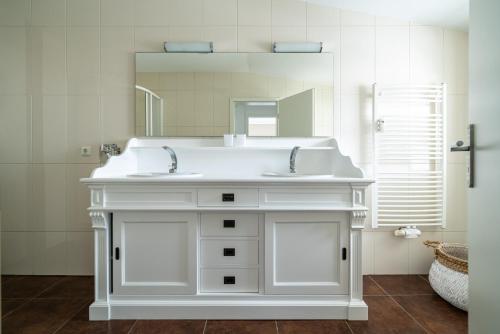 Koupelna v ubytování Villa Meeresgold - Stilvolle Auszeit nur 150 Meter vom Strand