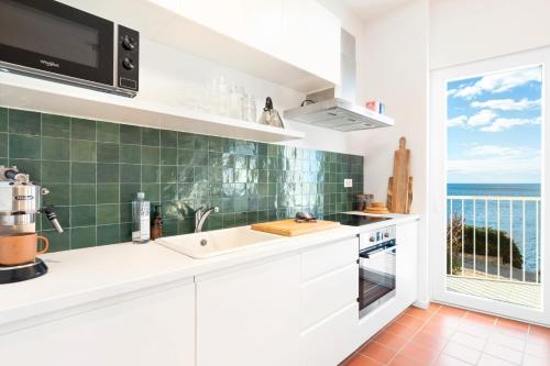 Milnamour, Whole House by the Sea with Parking