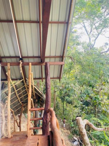 Un balcón o terraza de Ella Sky Cabana