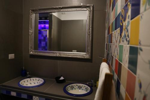 Bilik mandi di B&B Suite Palazzo Luciani