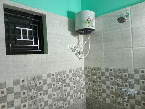 Bilik mandi di The Triple Nest