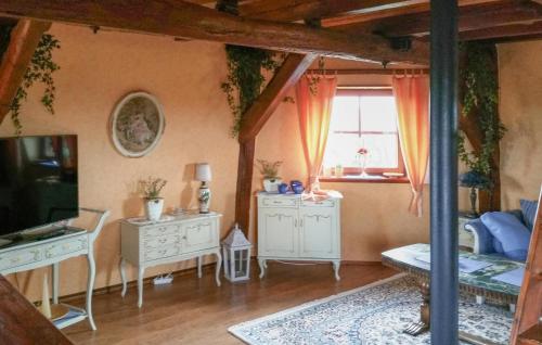 Χώρος καθιστικού στο Nice Home In Neukalen