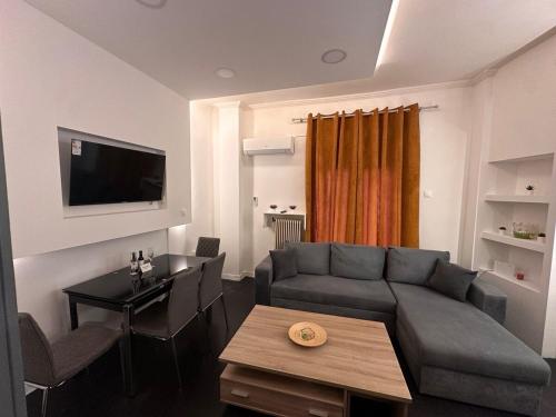 Gazi Square Apartment