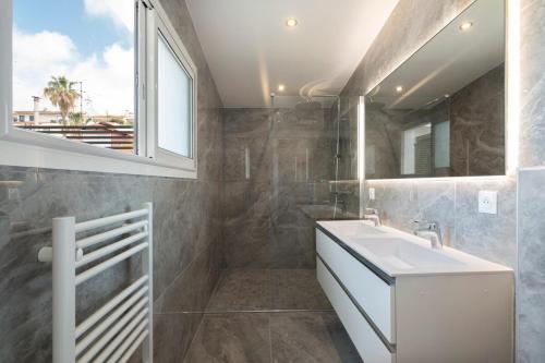3 bedrooms 2 terraces in Cannes