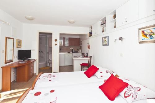 Lovely View Apartment