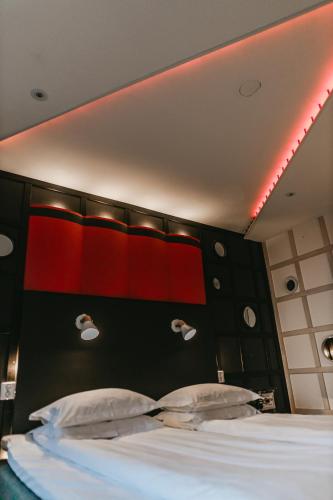 Postel nebo postele na pokoji v ubytování Havshotellet