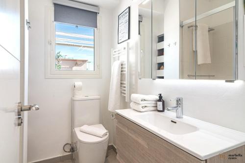 Victoria Blu Apartment Ref #95