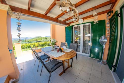 Fotografie z fotogalerie ubytování Villa Anna v destinaci Ágios Stéfanos