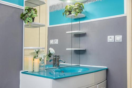 Galería fotográfica de L'Or Boreal T3 - Jacuzzi privé, jardin 80m2, pergola en Cayenne