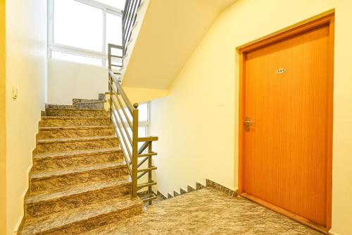 Gambar di galeri bagi FabHotel Royal Wood Premier -Nr Domlur di Bangalore
